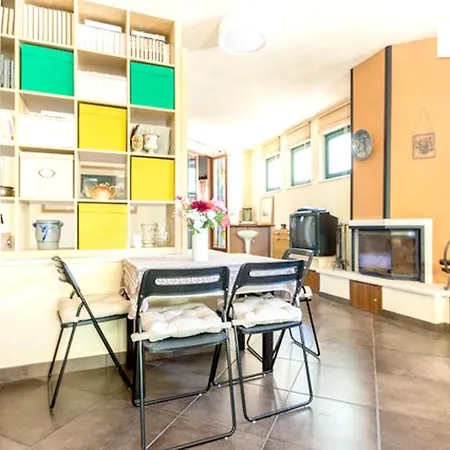Bright Studio In 75 M² + Pool Apartamento *
