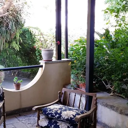 Bright Studio In 75 M² + Pool Apartamento